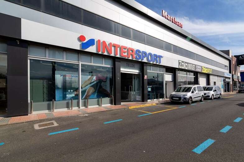 Intersport Telde está ubicado en el número 13 de la calle de Ignacio Ellacuría Beascoechea del Parque Empresarial de Melenara/TA.